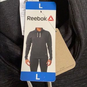 REEBOK sweatshirt
